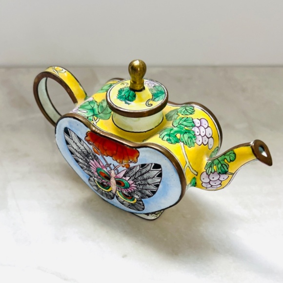 Authentic Kelvin Chen Butterfly Teapot No.132 | Taiwan Cloisonné Enamel | Grape - Picture 3 of 6